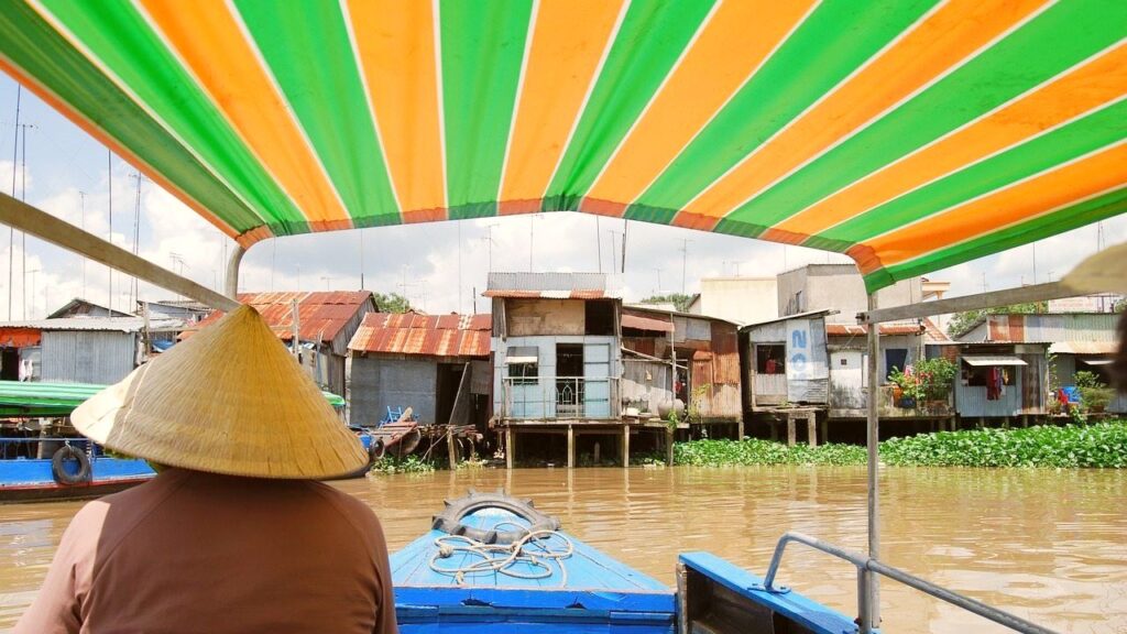 Boat trip on the Ben Tre Mekong Delta Tour.