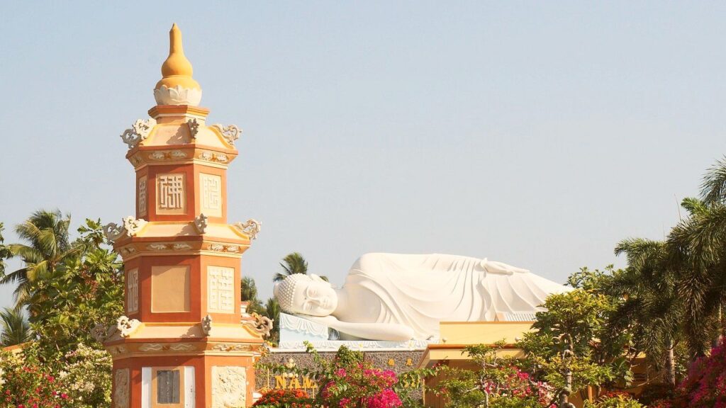 Vinh Trang Pagoda, first stop on Saigon to My Tho Tour.