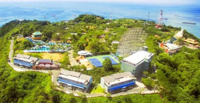 Ho May Park from the air